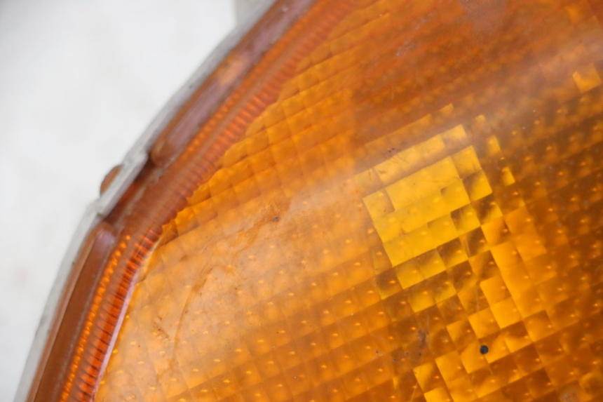 photo de VORNE LINKS BLINKER HONDA CBR F SC25 1000 (1989 - 1992)