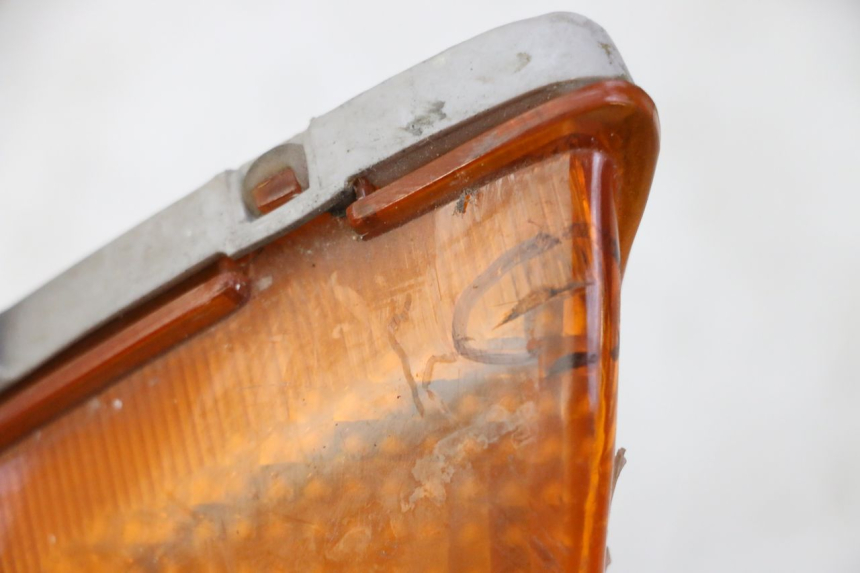 photo de VORNE LINKS BLINKER HONDA CBR F SC25 1000 (1989 - 1992)