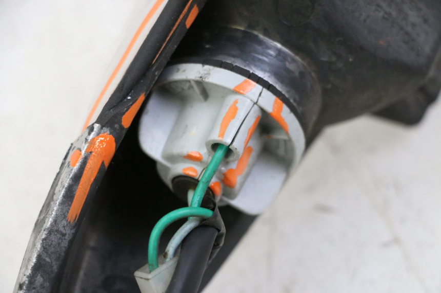 photo de VORNE LINKS BLINKER PEUGEOT CITYSTAR 50 (2013 - 2017)
