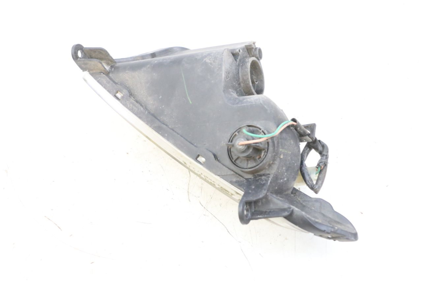 photo de VORNE LINKS BLINKER SYM GTS EVO 125 (2009 - 2013) - Details der Befestigungspunkte