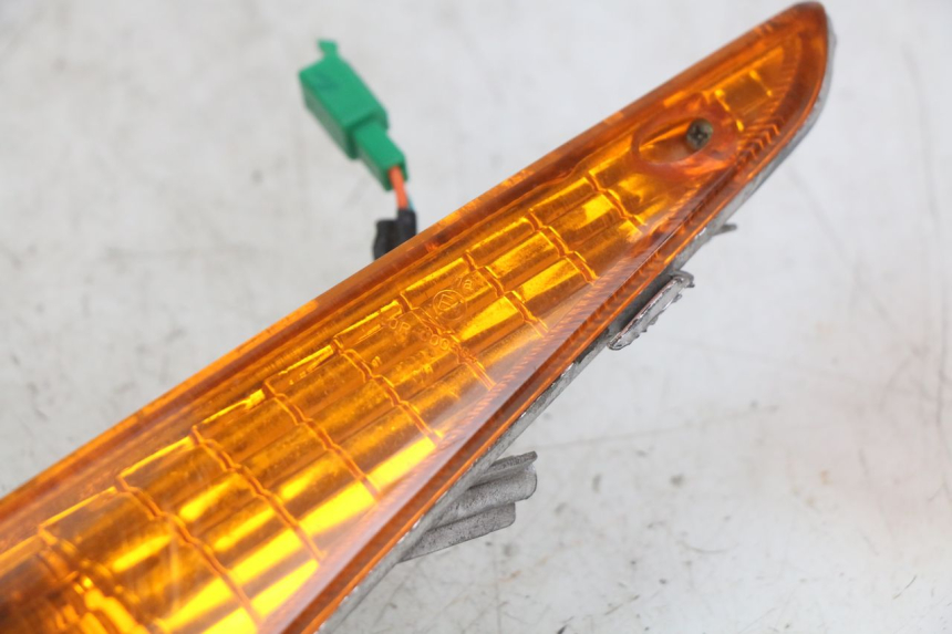 photo de LINKS VORDERES BLINKLICHT HONDA SCV LEAD 100 (2003 - 2007)