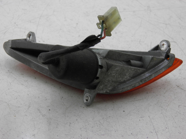 photo de VORNE LINKS BLINKER HONDA SH 125 (2003 - 2004)