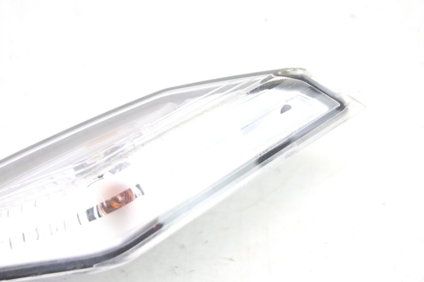 photo de LINKS VORDERES BLINKLICHT SYM JET 14 4T 50 (2018 - 2022)