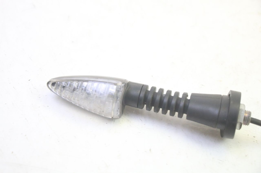 photo de VORNE LINKS BLINKER PIAGGIO MP3 HPE 350 (2018 - 2020) - Detailansicht des Bauteils