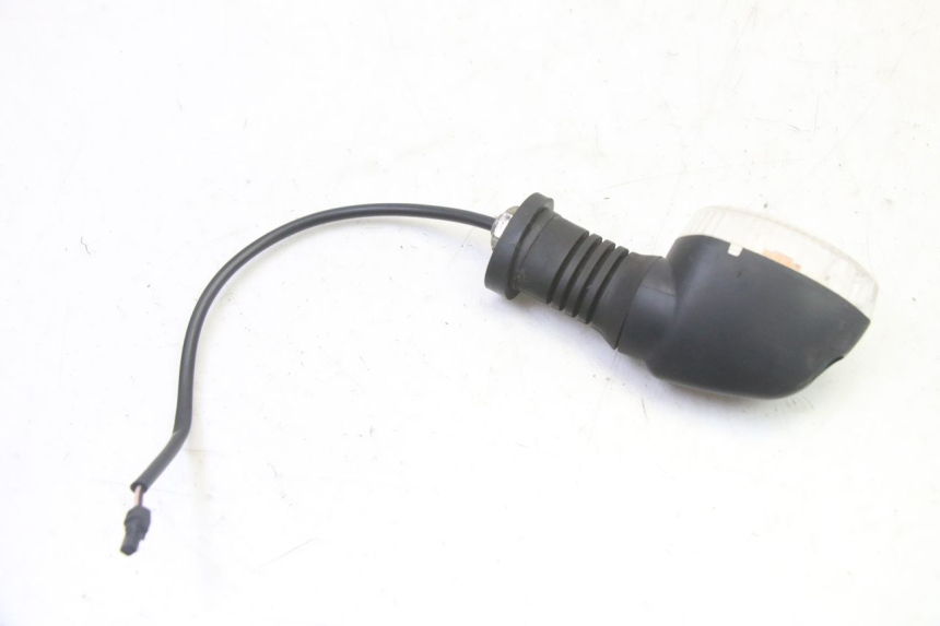 photo de VORNE LINKS BLINKER PIAGGIO MP3 RL 250 (2007 - 2010)