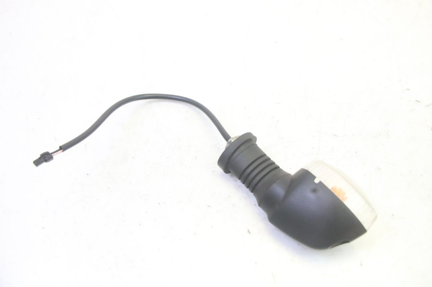 photo de VORNE LINKS BLINKER PIAGGIO MP3 RL 250 (2007 - 2010) - Alternative Perspektive