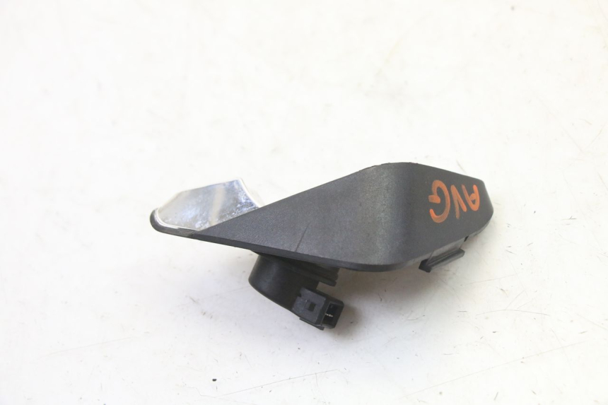 photo de VORNE LINKS BLINKER PIAGGIO NRG POWER PUREJET 50 (2018 - 2021)
