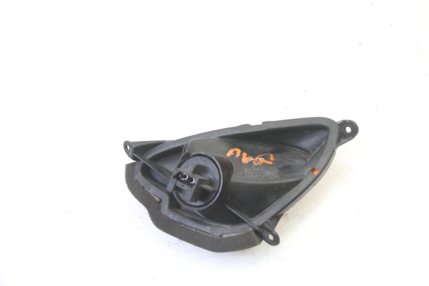 photo de VORNE LINKS BLINKER HONDA NTV DEAUVILLE 650 (2001 - 2006)