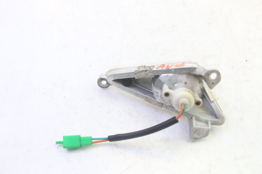 photo de VORNE LINKS BLINKER SYM ORBIT III 3 4T 50 (2021 - 2025) - Alternative Perspektive