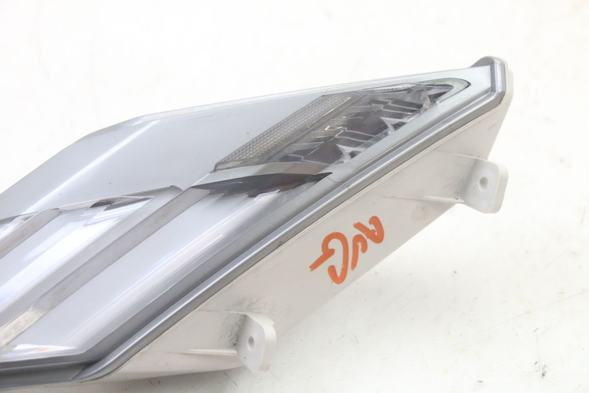 photo de VORNE LINKS BLINKER PEUGEOT TWEET 4T 50 (2023 - 2025)