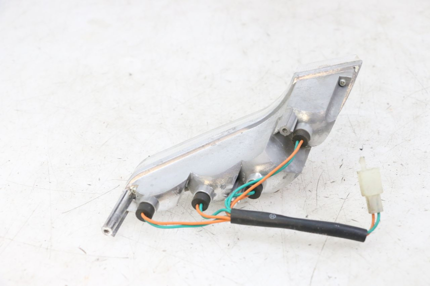 photo de VORNE LINKS BLINKER PEUGEOT VIVACITY 125 (2010 - 2017)