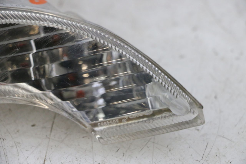 photo de VORNE LINKS BLINKER PEUGEOT VIVACITY 125 (2010 - 2017)