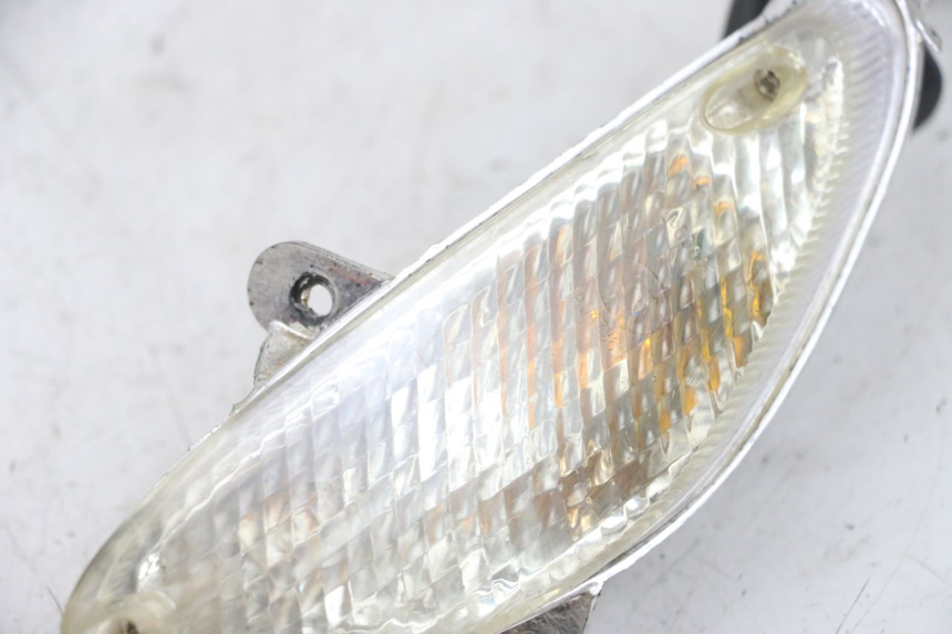 photo de LINKS VORDERES BLINKLICHT TNT MOTOR ROMA 10' 4T 50 (2019 - 2022) - Detailansicht des Bauteils