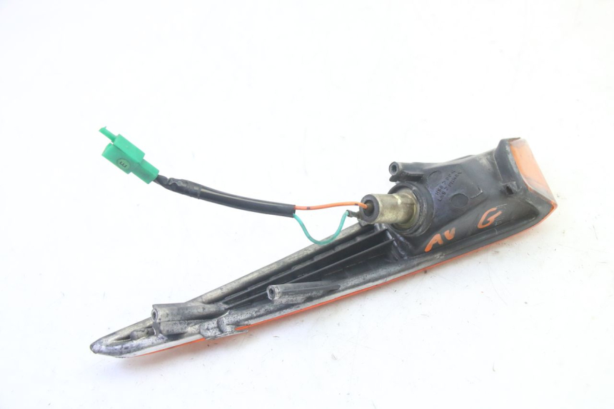photo de LINKS VORDERES BLINKLICHT HONDA SCV LEAD 100 (2003 - 2007)
