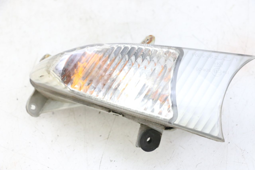 photo de LINKS VORDERES BLINKLICHT SUZUKI BURGMAN 125 (2007 - 2014)