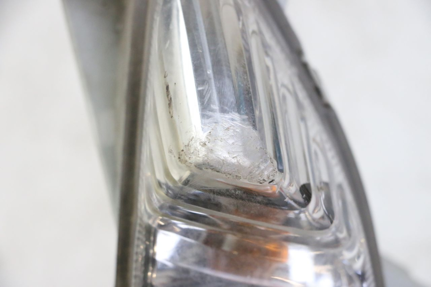 photo de LINKS VORDERES BLINKLICHT SUZUKI BURGMAN 125 (2007 - 2014)
