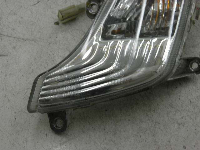 photo de VORNE LINKS BLINKER SYM FIDDLE 2 50 (2008 - 2013)