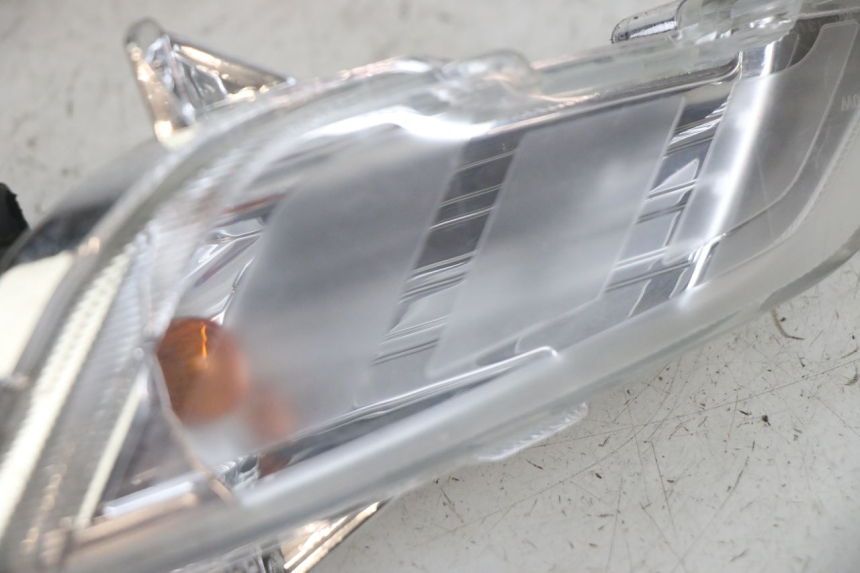 photo de VORNE LINKS BLINKER PEUGEOT TWEET 4T 50 (2014 - 2019)