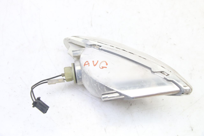 photo de LINKS VORDERES BLINKLICHT SUZUKI UH BURGMAN 125 (2002 - 2006)