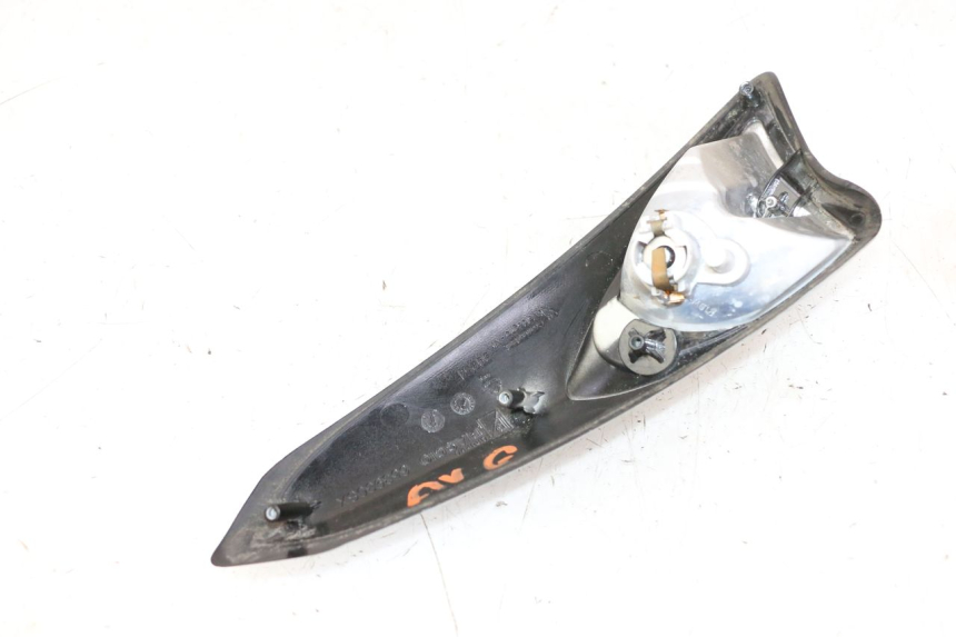 photo de LINKS VORDERES BLINKLICHT PIAGGIO XEVO - X EVO 125 (2007 - 2016)