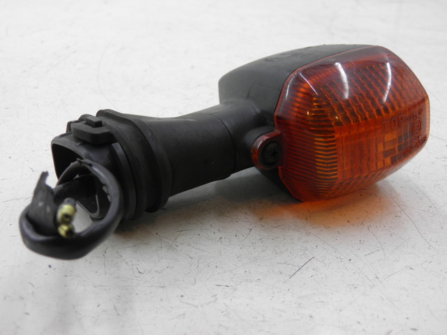 photo de VORNE LINKS BLINKER YAMAHA FZS FAZER 1000 (2003 - 2005)