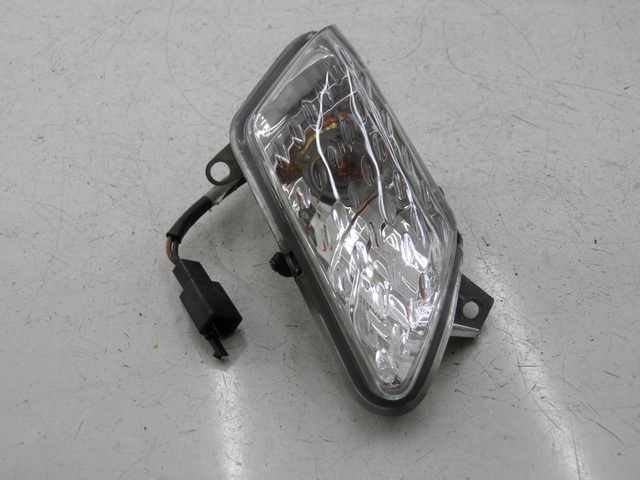 photo de LINKS VORDERES BLINKLICHT YAMAHA XMAX X-MAX 125 (2006 - 2009)