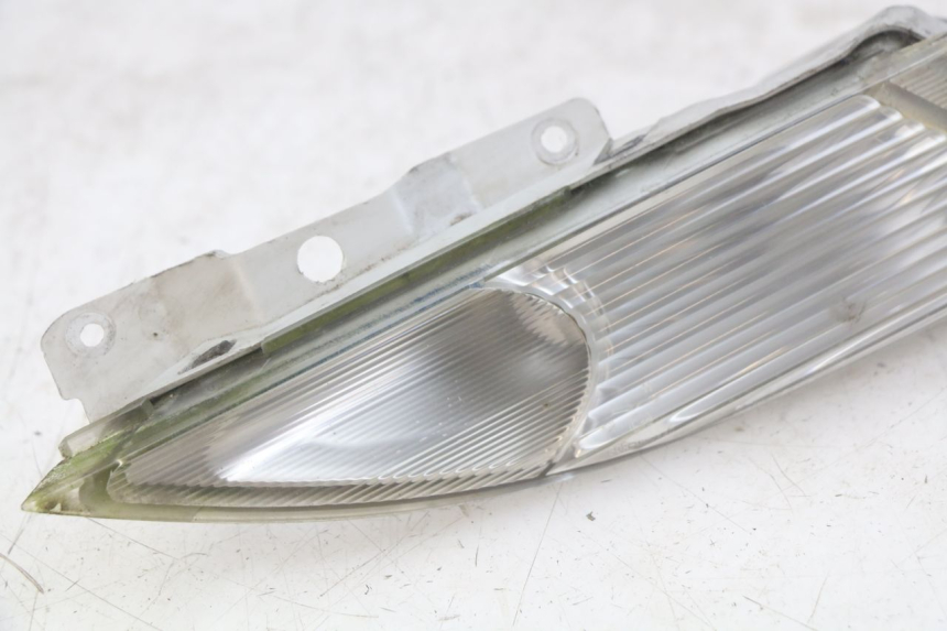 photo de LINKS VORDERES BLINKLICHT YAMAHA YP MAJESTY 400 (2004 - 2008)
