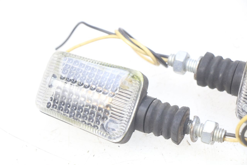 photo de VORDERBLINKER HONDA CB 500 (1997 - 2003)