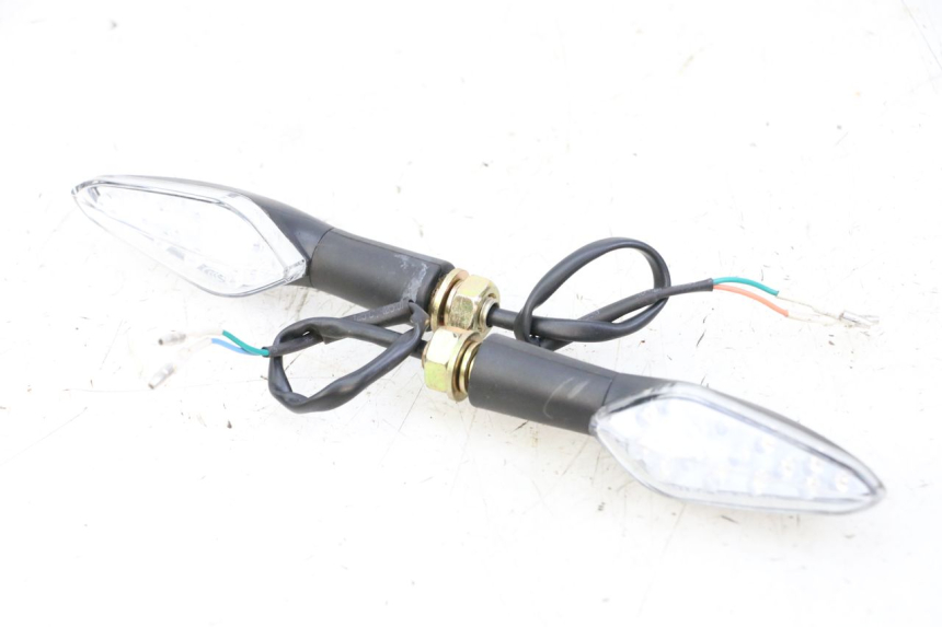 photo de VORNE BLINKER KIDEN KD125-G 125 (2018 - 2022)