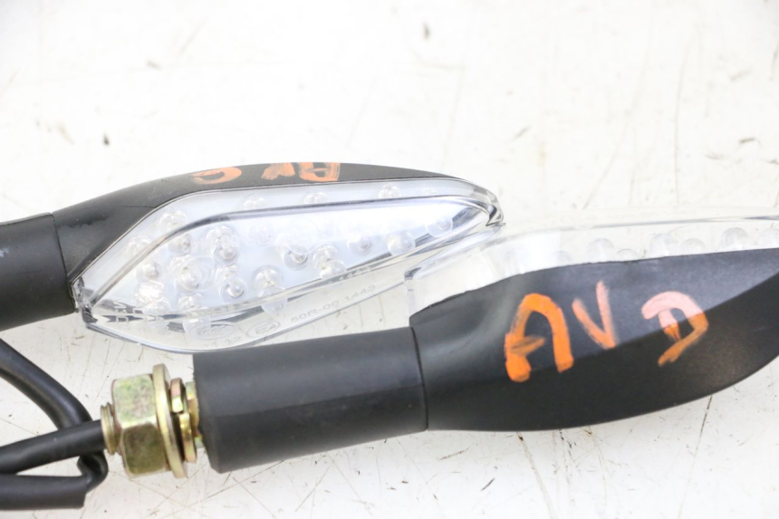 photo de VORNE BLINKER KIDEN KD125-G 125 (2018 - 2022)