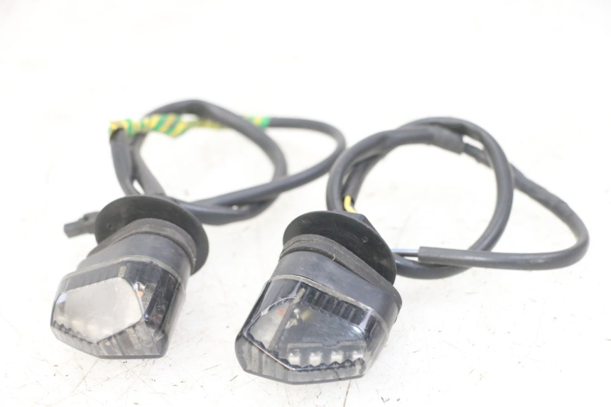 photo de VORNE BLINKER PIAGGIO MP3 LT 300 (2010 - 2016)