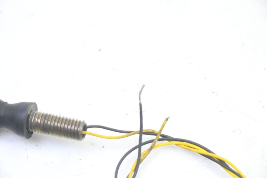 photo de VORNE BLINKER SUZUKI SV S 650 (2003 - 2009)