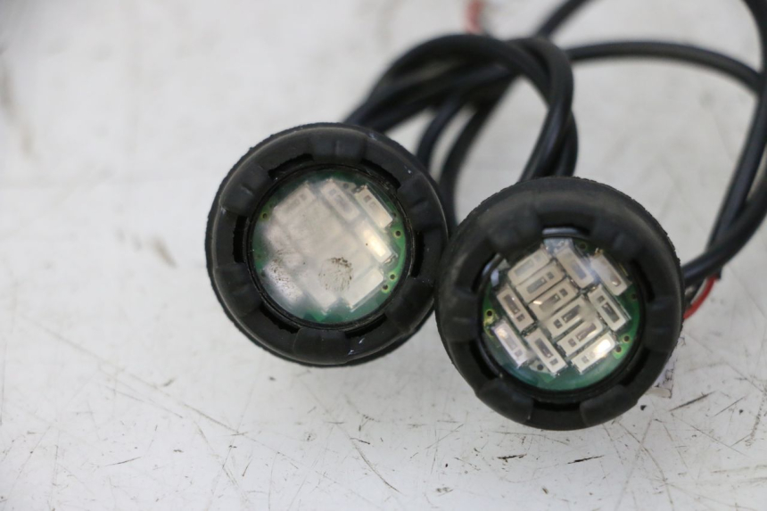 photo de VORNE BLINKER DUALTRON VICTOR LIMITED 1