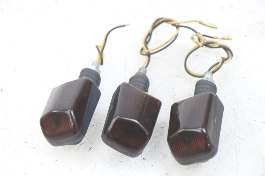 photo de VORNE BLINKER YAMAHA XJN DIVERSION 600 (2000 - 2003)