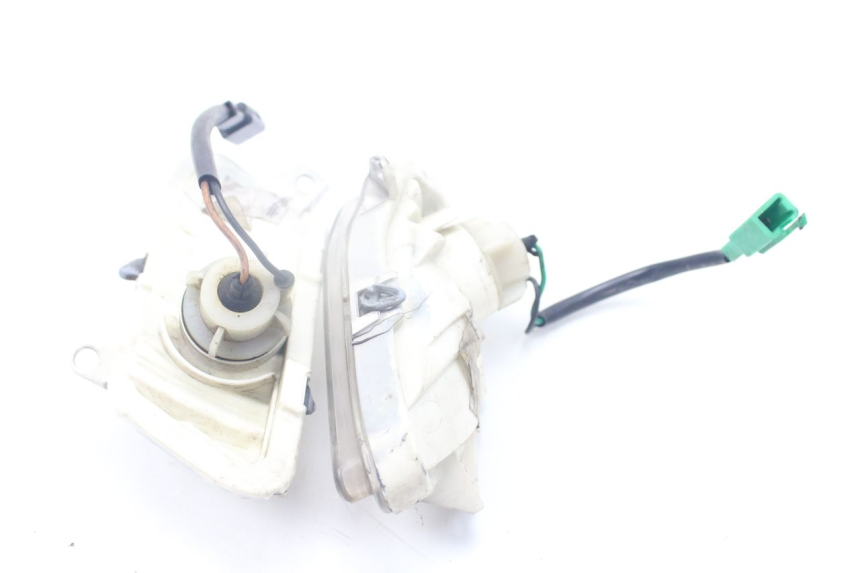photo de VORDERBLINKER YAMAHA XMAX X-MAX 125 (2006 - 2009)