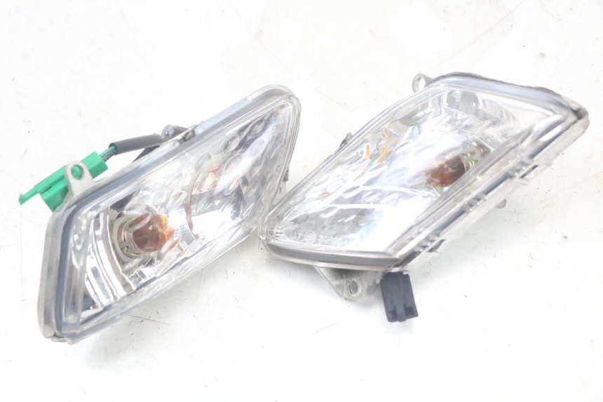 photo de VORDERBLINKER YAMAHA XMAX X-MAX 125 (2006 - 2009)