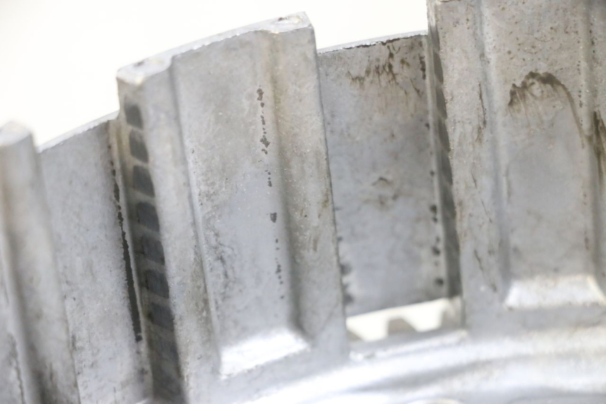 photo de KUPPLUNGSGLOCKE YAMAHA FJR ABS 1300 (2006 - 2012) - Zoom auf Gebrauchszustand