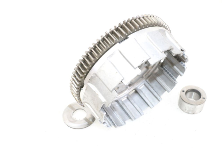 photo de KUPPLUNGSGLOCKE YAMAHA FJR ABS 1300 (2006 - 2012) - Details der Befestigungspunkte