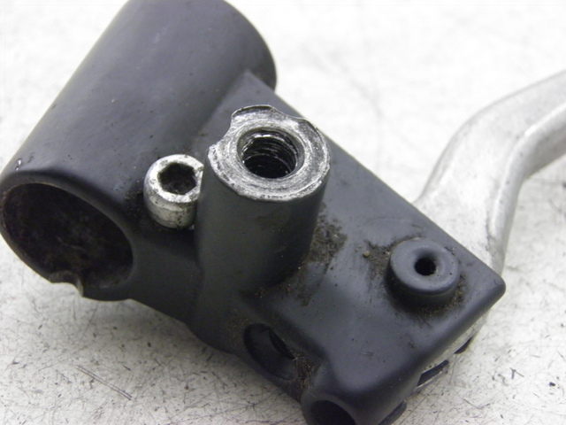 photo de LINKS BREMSHEBEL PIAGGIO FLY 125 (2005 - 2012)