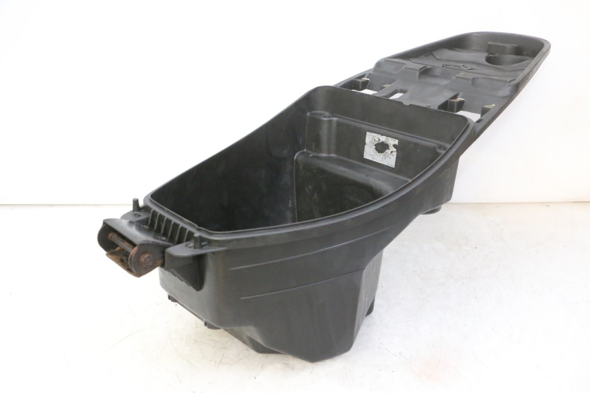 photo de HELMFACH KYMCO AGILITY NAKED RENOUVO 2T 50 (2011 - 2018)