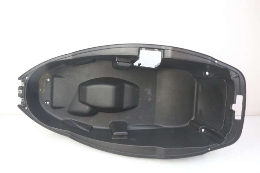 photo de SITZBANKABDECKUNG PEUGEOT CITYSTAR 125 (2011 - 2017)