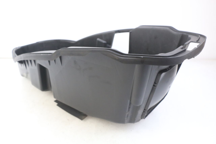 photo de SITZBANKABDECKUNG PEUGEOT CITYSTAR IE 2T 50 (2018 - 2021) - Details der Befestigungspunkte