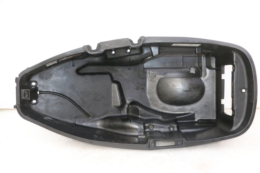 photo de SITZBANKABDECKUNG HONDA FES S-WING SWING ABS 125 (2007 - 2015)