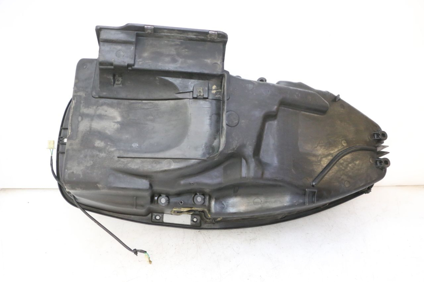 photo de SITZBANKABDECKUNG HONDA FES S-WING SWING ABS 125 (2007 - 2015)