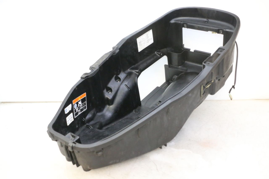 photo de SITZBANKABDECKUNG HONDA FES S-WING SWING ABS 125 (2007 - 2015)