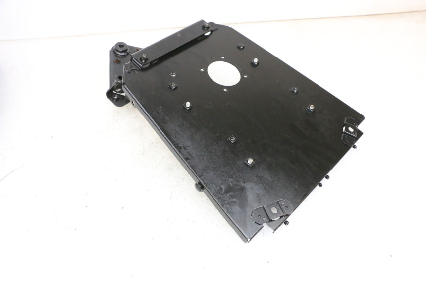 photo de SITZBANKABDECKUNG YAMAHA FJR ABS 1300 (2006 - 2012) - Charakteristische Merkmale