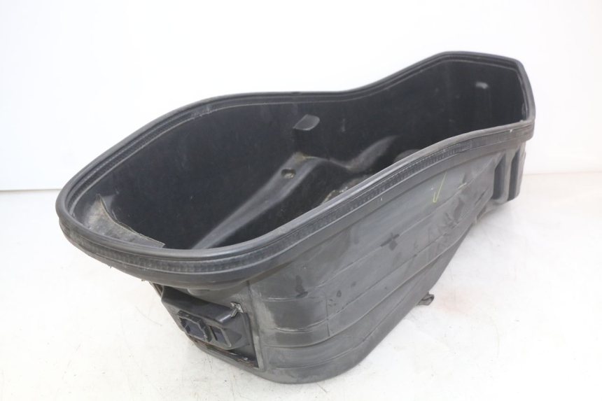 photo de SITZBANKABDECKUNG SYM GTS EFI 125 (2012 - 2016)