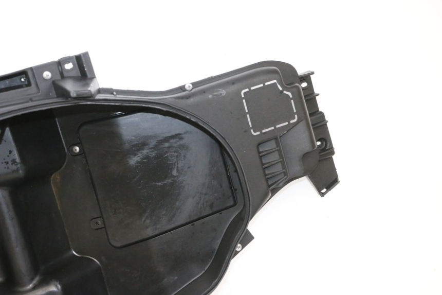 photo de HELMFACH JM MOTORS GTS 125 (2015 - 2019) - Details der Befestigungspunkte