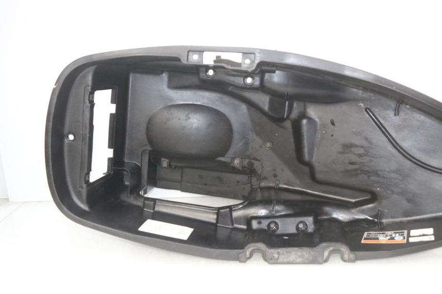 photo de SITZBANKABDECKUNG HONDA FES S-WING SWING ABS 125 (2007 - 2015)