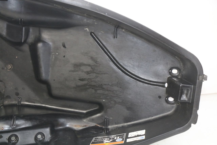 photo de SITZBANKABDECKUNG HONDA FES S-WING SWING ABS 125 (2007 - 2015)